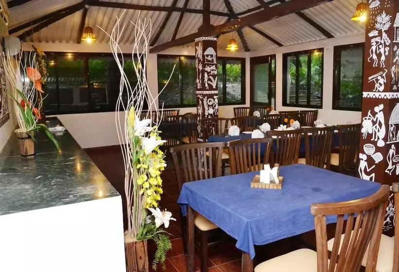 Hotelli Forest Village Holiday Homes