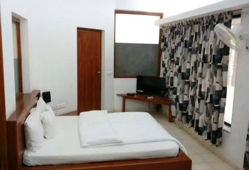 Hotelli Forest Village Holiday Homes