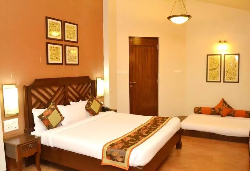 Hotelli Forest Village Holiday Homes