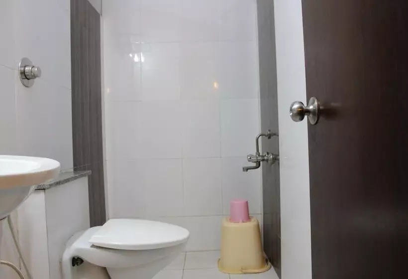 ホテル Mount Residency