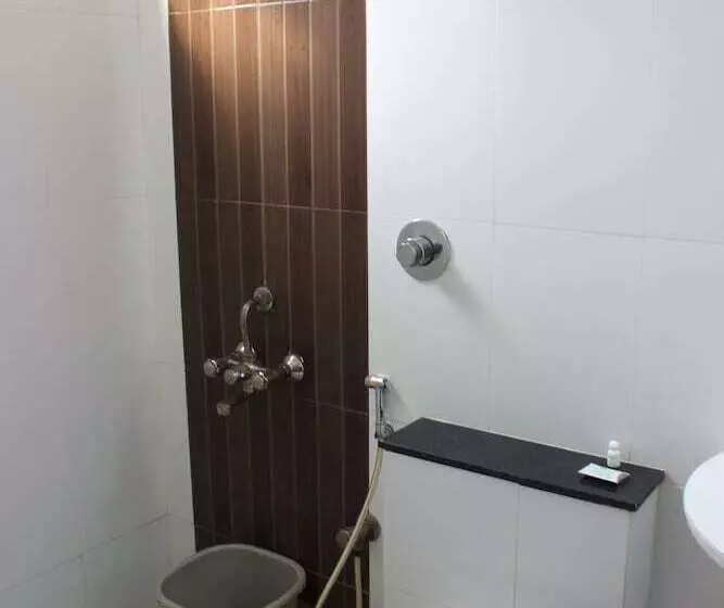 ホテル Mount Residency