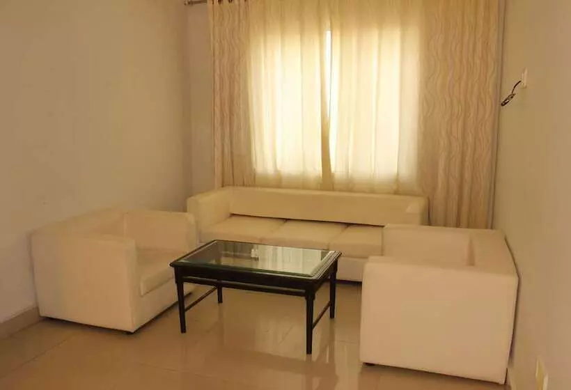 ホテル Mount Residency