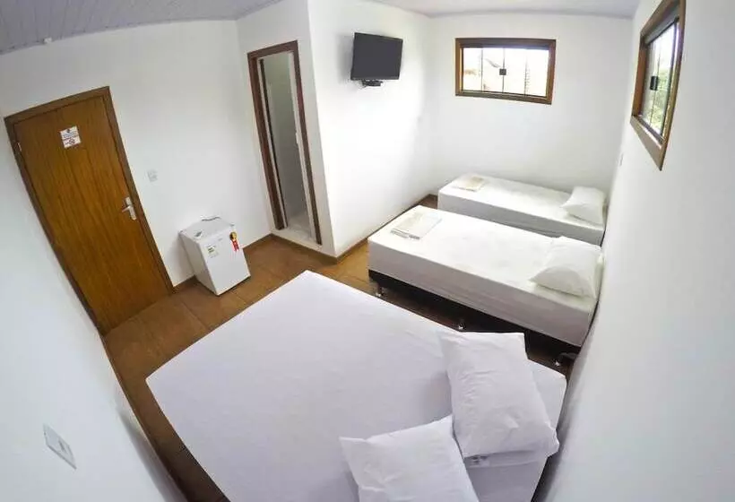 ホテル Pousada Praia Vermelha