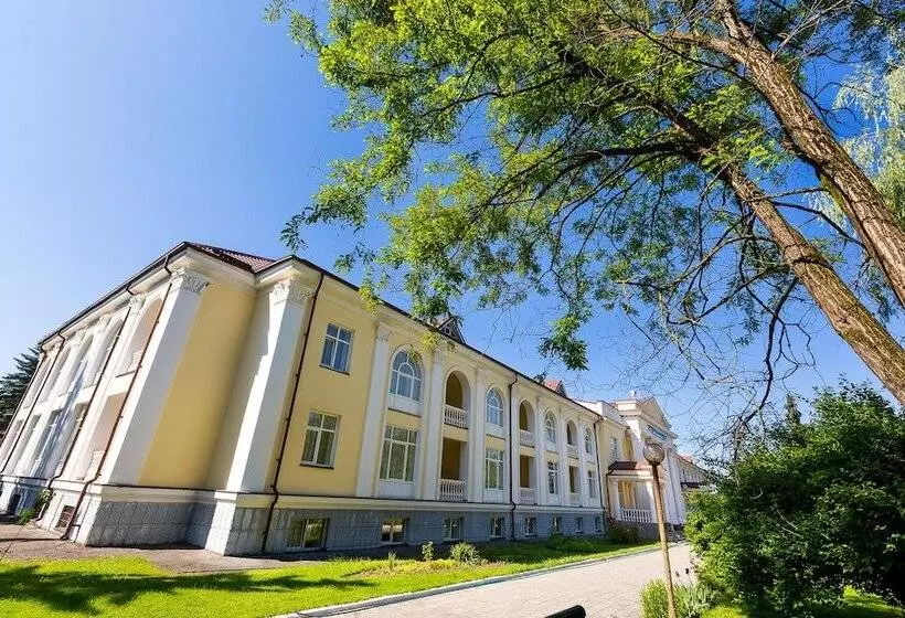 Hotelli Sanatorium Chaika