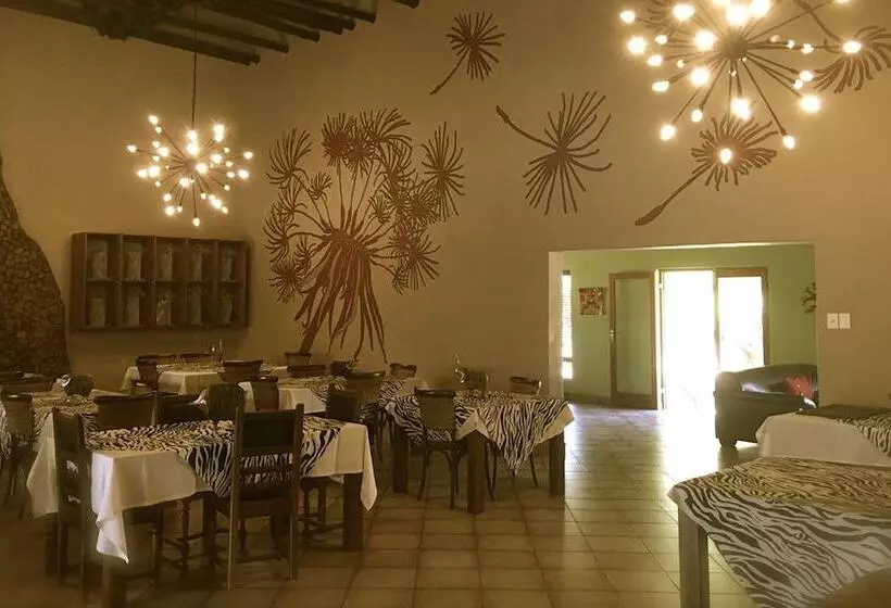 Hotelli Ukutula Lodge & Game Reserve