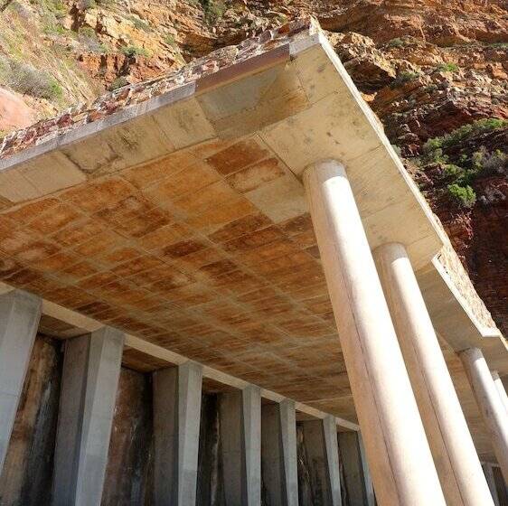 Hout Bay Beach Cottage