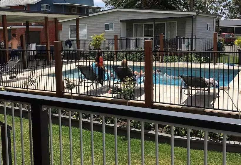 Laguna Lodge Holiday Units