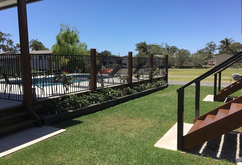 Laguna Lodge Holiday Units