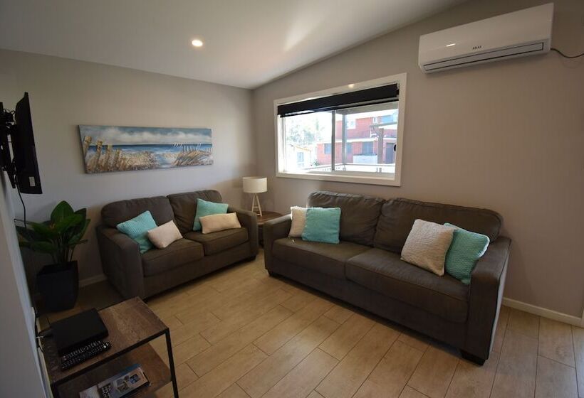 Laguna Lodge Holiday Units