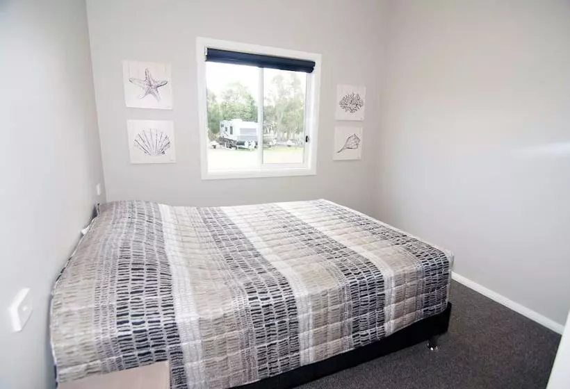 Laguna Lodge Holiday Units