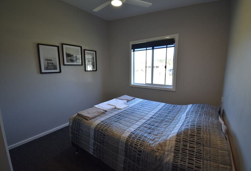 Laguna Lodge Holiday Units