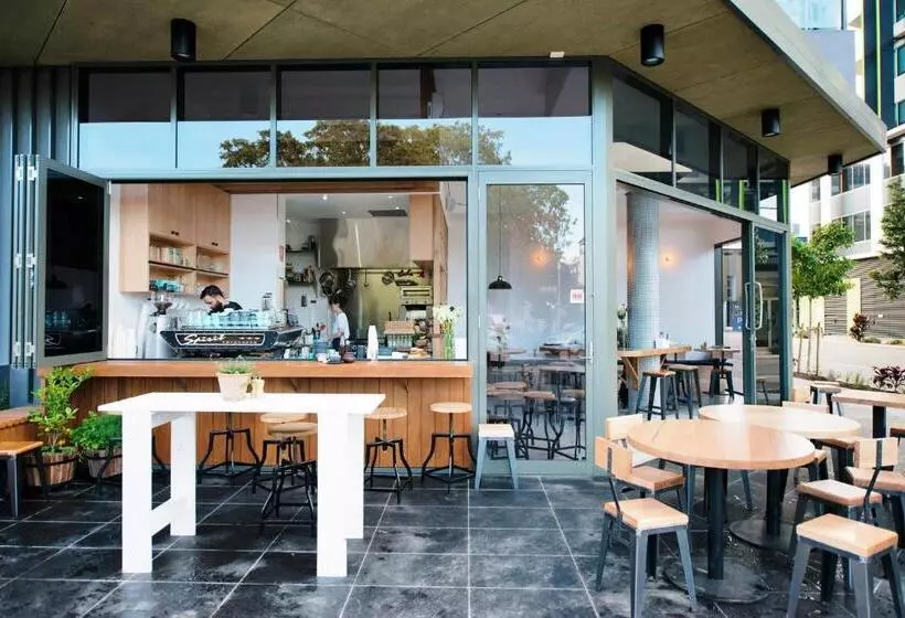 Opera Apartments South Brisbane