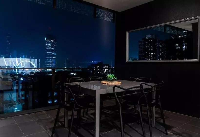 Opera Apartments South Brisbane