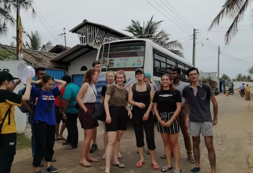 Majatalo 20 House Arugam