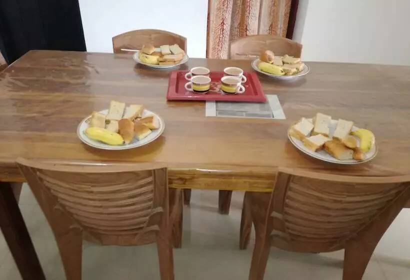 Majatalo 20 House Arugam