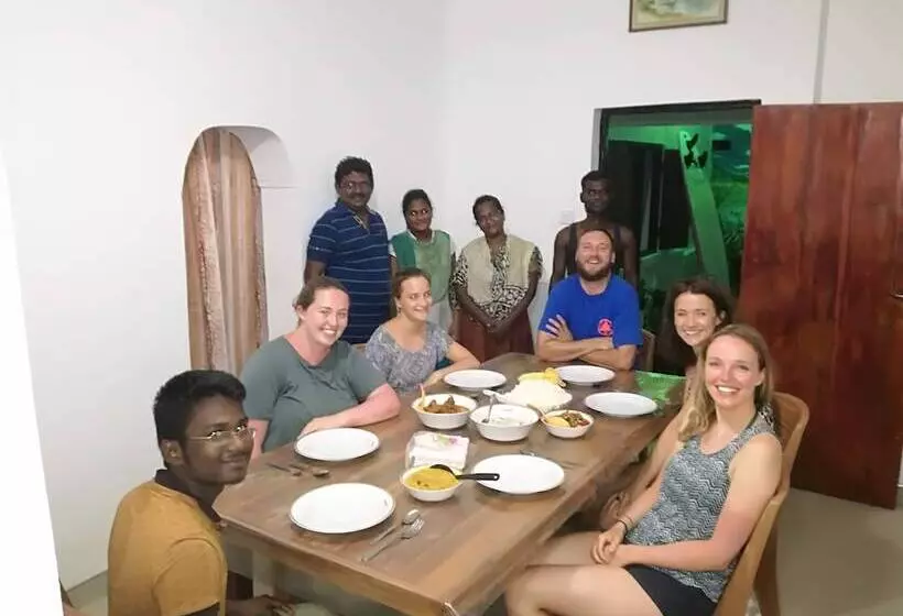 Majatalo 20 House Arugam