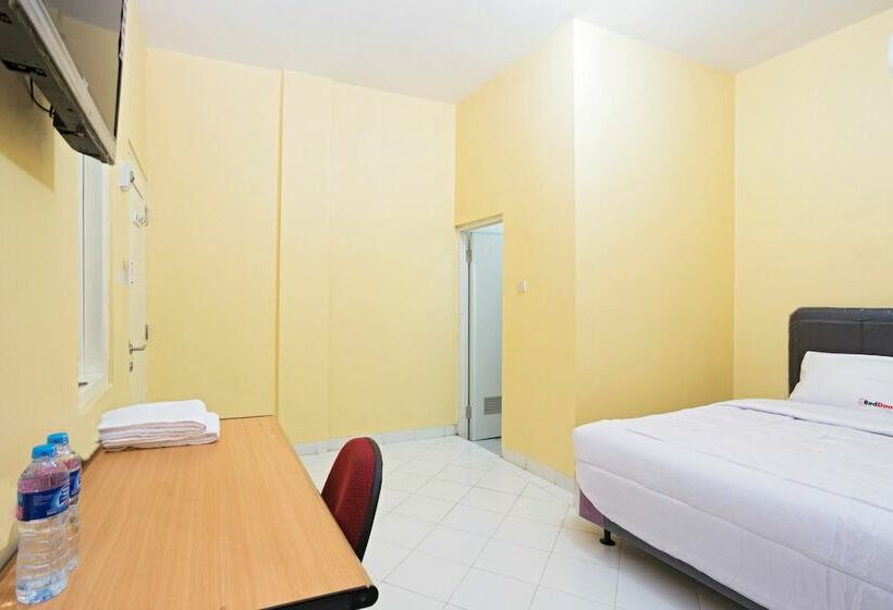 Pansiyon Reddoorz Near Halim Perdanakusuma