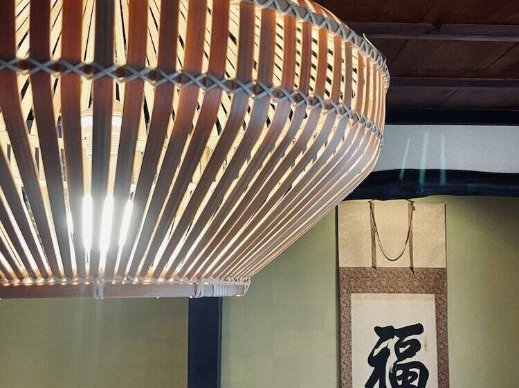 پانسیون Hostel Samurise Kura