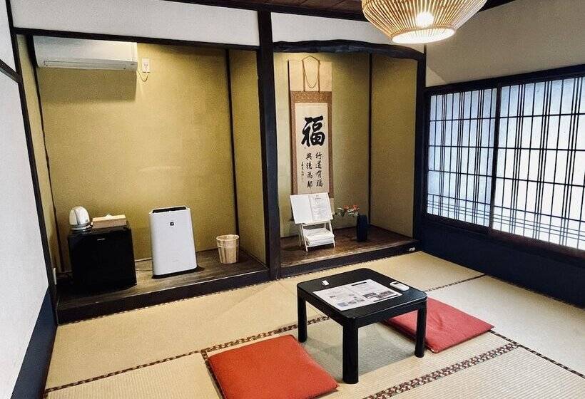 پانسیون Hostel Samurise Kura