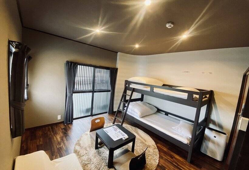 پانسیون Hostel Samurise Kura