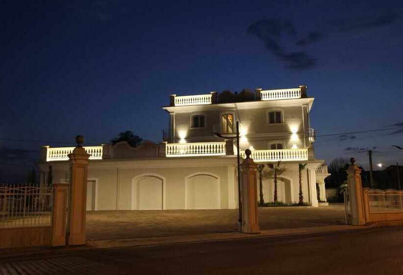 Пансион Suites & Apartments Liola