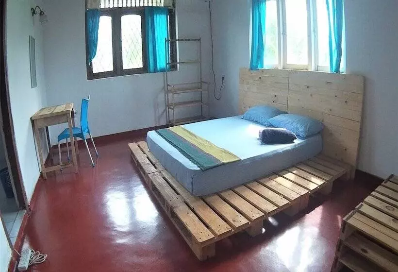 Majatalo The Pallet House