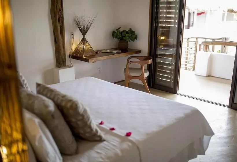 Villa Jomael  La Villa Group