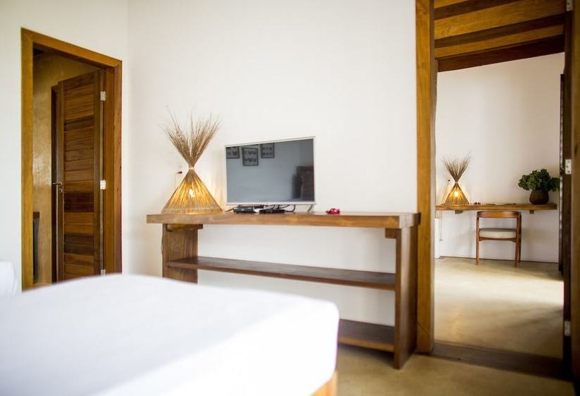 Villa Jomael La Villa Group