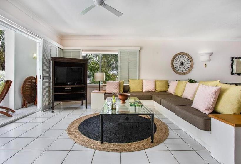 Alamanda Resort Private Apartments