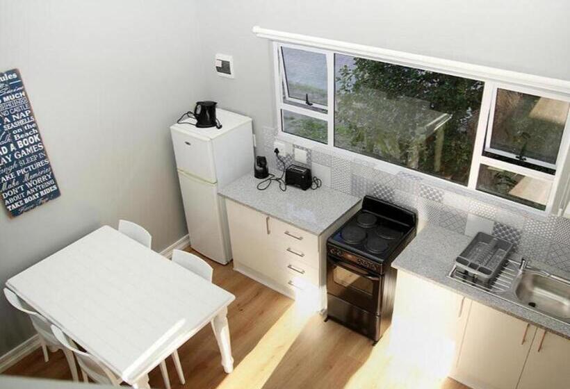 فندق صغير Seals Backpackers