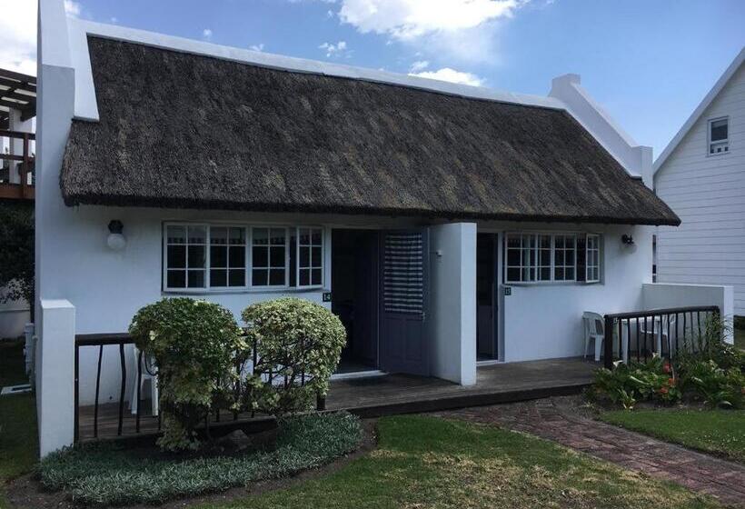 فندق صغير Seals Backpackers