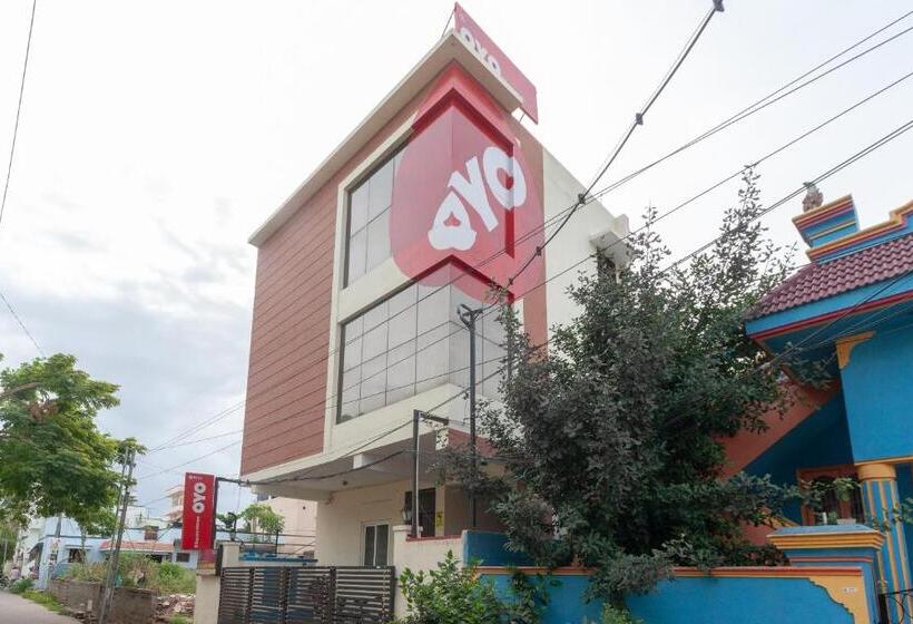 B Square Homes By Oyo Rooms