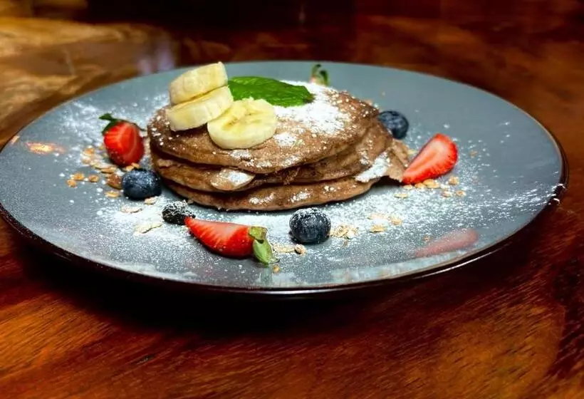 Hotelli Arenal Monara