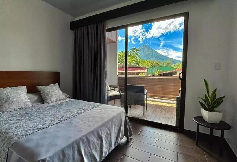 Hotelli Arenal Monara