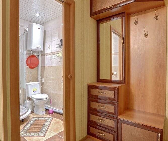 فندق Gostinica Petrogradskaya