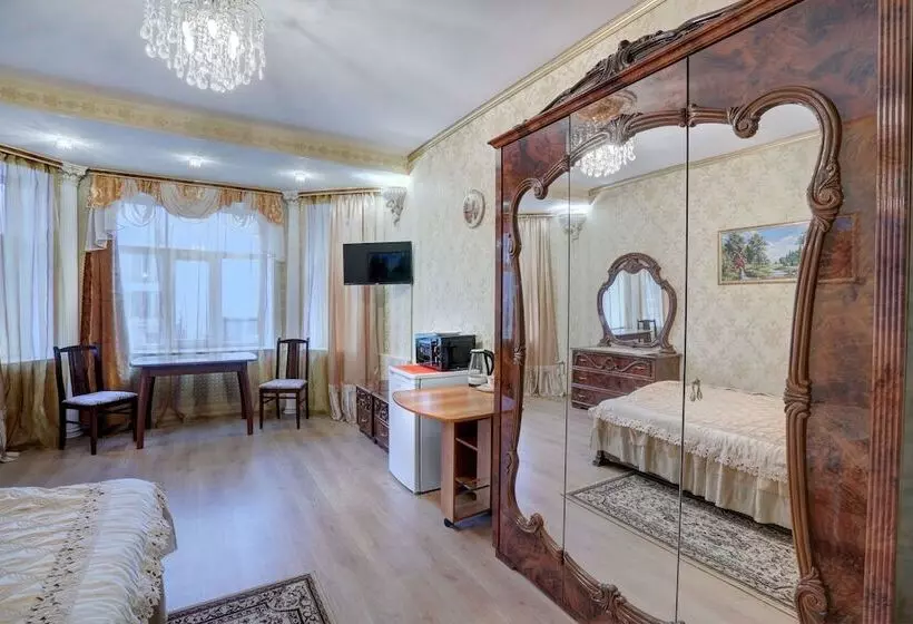 ホテル Gostinica Petrogradskaya