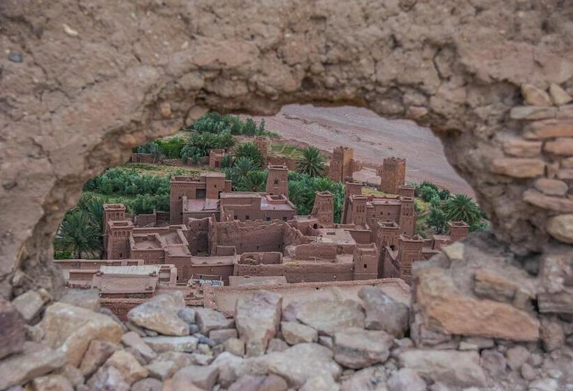 בית מלון כפרי La Baraka Auberge