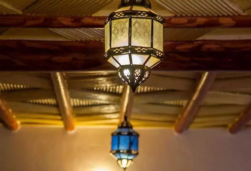 Hotelli La Baraka Auberge