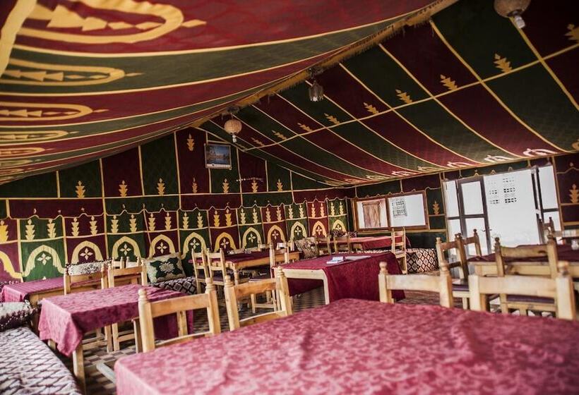 בית מלון כפרי La Baraka Auberge