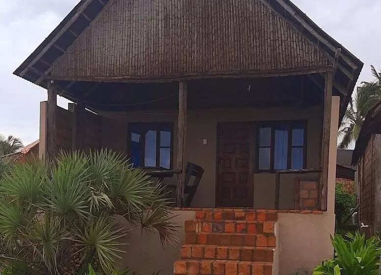 هتل Makolo Bay & Dive Africa