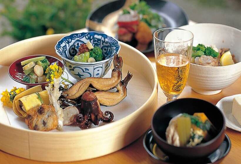 Ryokan Yufuin Hananomai