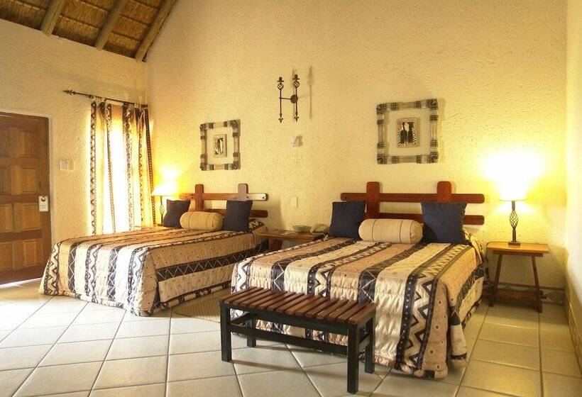 בית מלון כפרי Amanzingwe Lodge Conference Centre & Spa