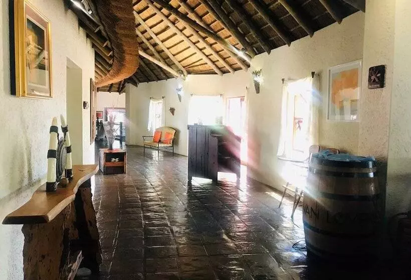 Hotelli Amanzingwe Lodge Conference Centre & Spa