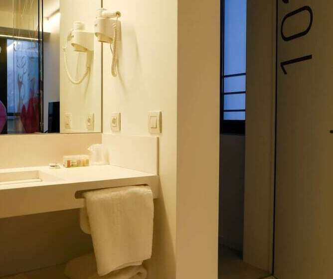 בית מלון כפרי Corbie Lommel Ring