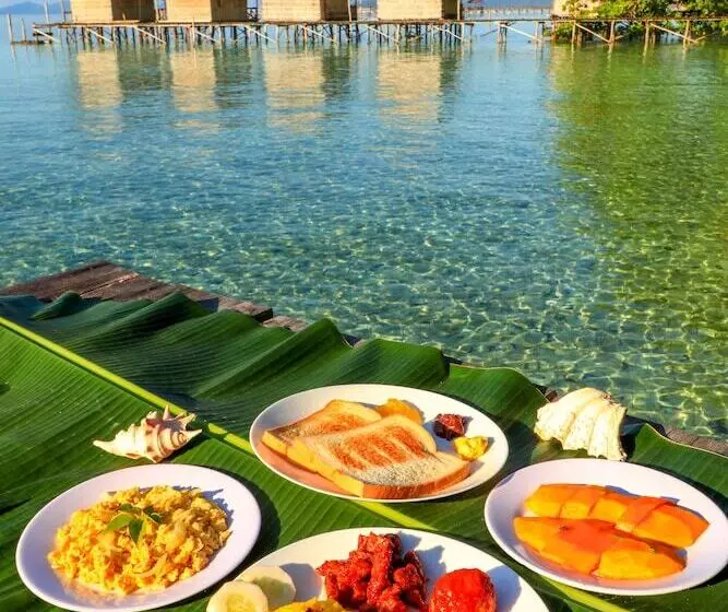 Hotelli Hamueco Dive Resort Raja Ampat