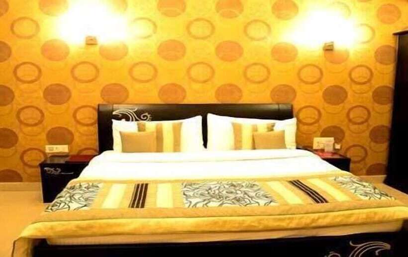 Hotell Luxmi Residency