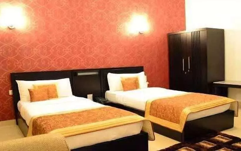 Hotelli Luxmi Residency
