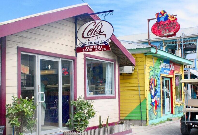 בית מלון כפרי San Pedro Holiday