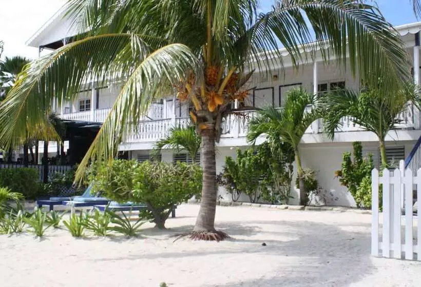 هتل San Pedro Holiday