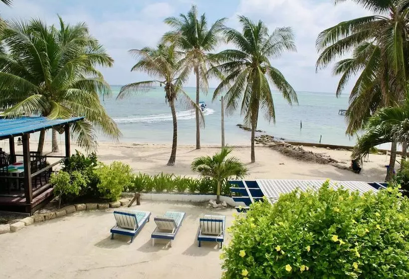 هتل San Pedro Holiday